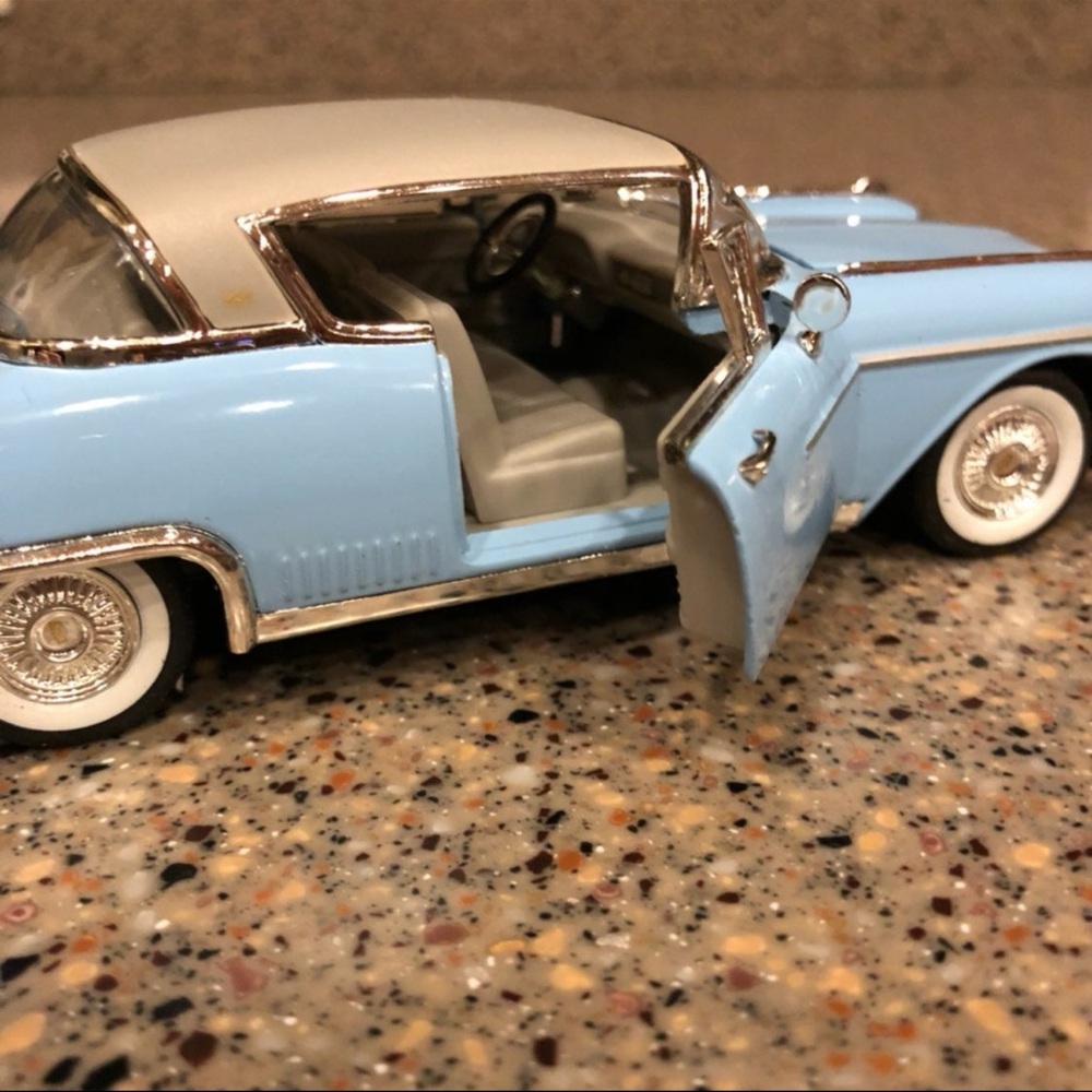 1958 Cadillac El Dorado Diecast Model Car National Motor Museum Mint Series 62 - Picture 3 of 8